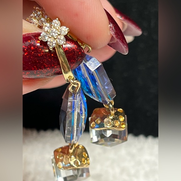 ⭐️🎁OMG the most gorgeous colour-Swarovski earrings-rhinestone - Picture 5 of 12